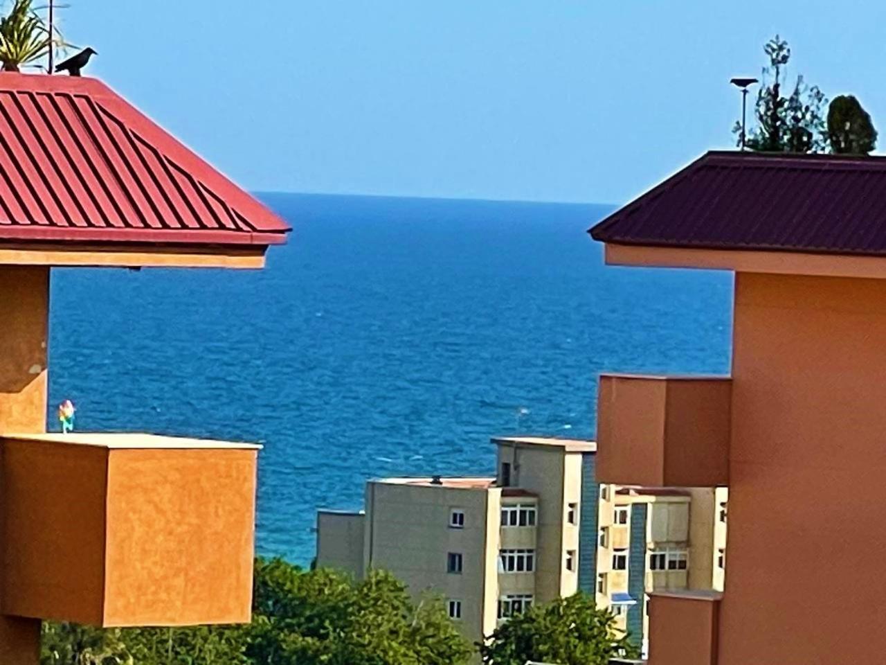 Apartamento Con Piscina Y Gran Terraza Con Vistas - Muy Cerca De La Playa, El Centro Y La Estacion Apartamento Vilassar De Mar Exterior foto